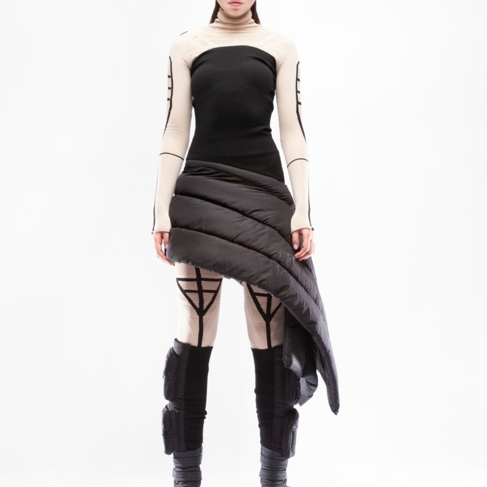 Demobaza Aw22 Limited Edition Dress Cut Out Timeless Size XL